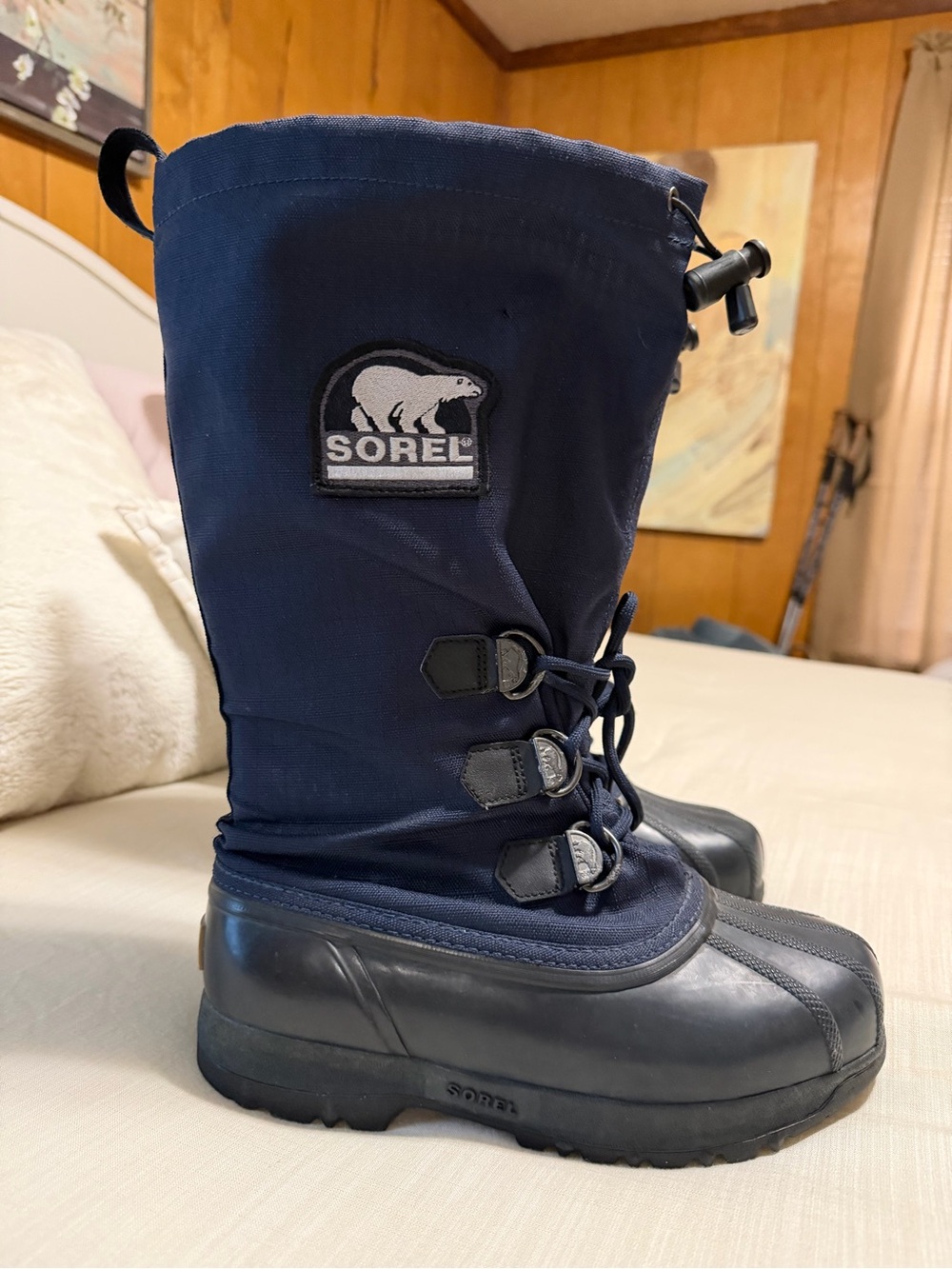 SOREL Snowlion woman’s size 7 the ultimate Snow Boots